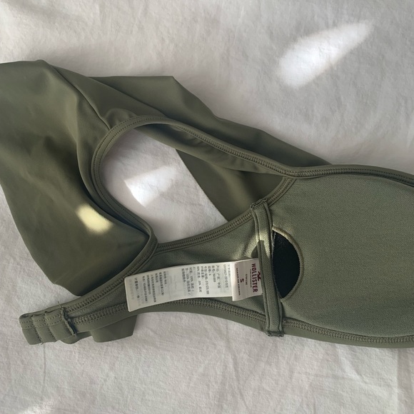 Hollister Bikini Top - Picture 4 of 5